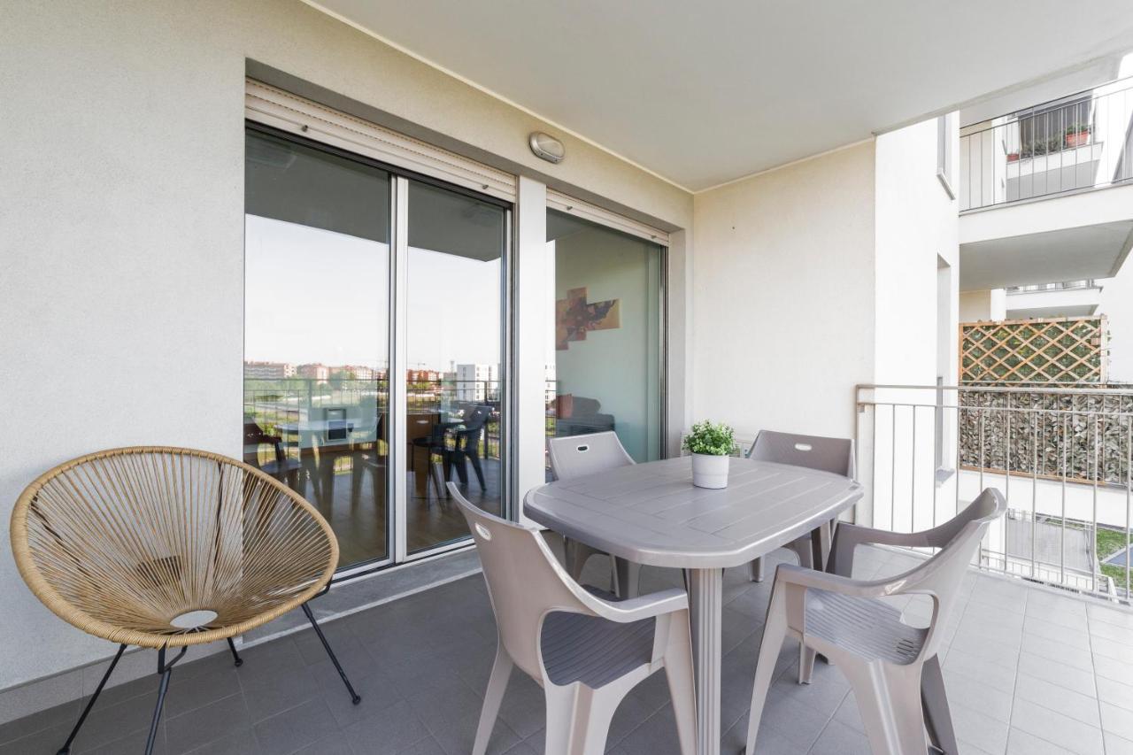 Апартаменти Milano Rogoredo Apt With Terrace! Екстер'єр фото