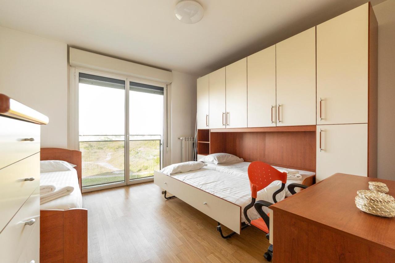 Апартаменти Milano Rogoredo Apt With Terrace! Екстер'єр фото