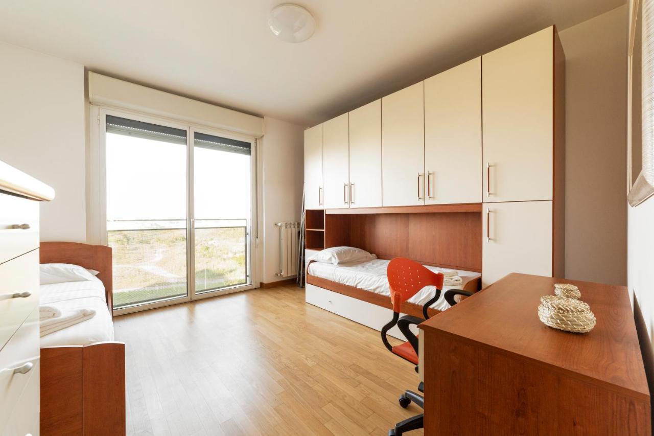 Апартаменти Milano Rogoredo Apt With Terrace! Екстер'єр фото