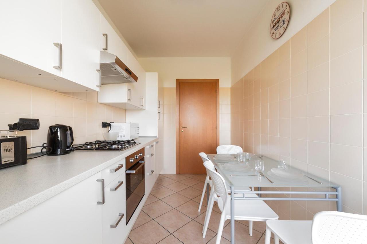 Апартаменти Milano Rogoredo Apt With Terrace! Екстер'єр фото